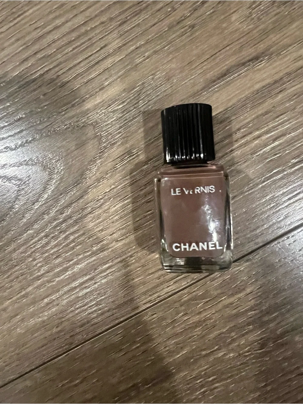 CHANEL Le Vernis Nail Polish - Mauve Brown
